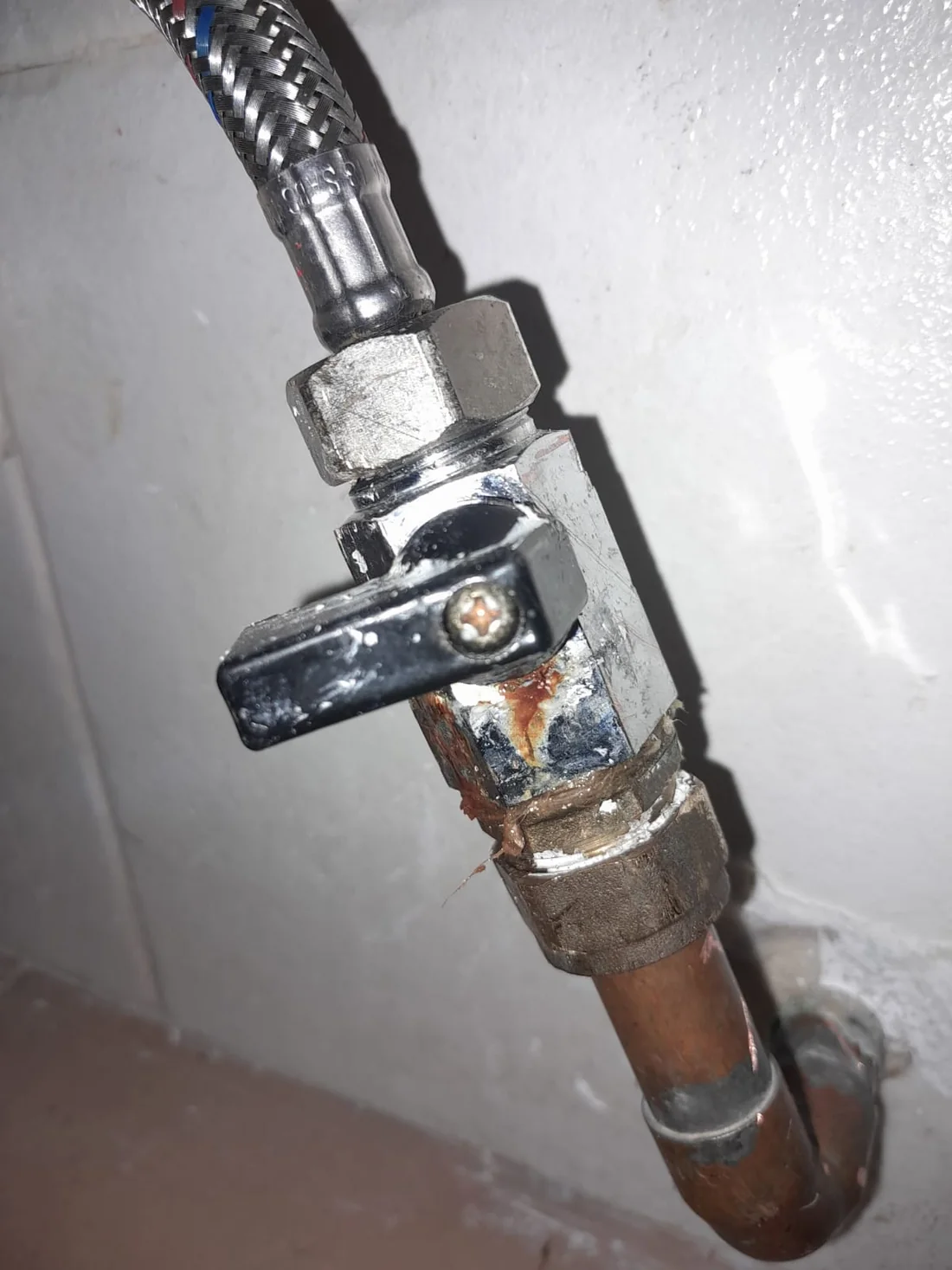 Leaking toilet angle valve replaced on a copper pipe connection for a Blairgowrie plumbing repair.