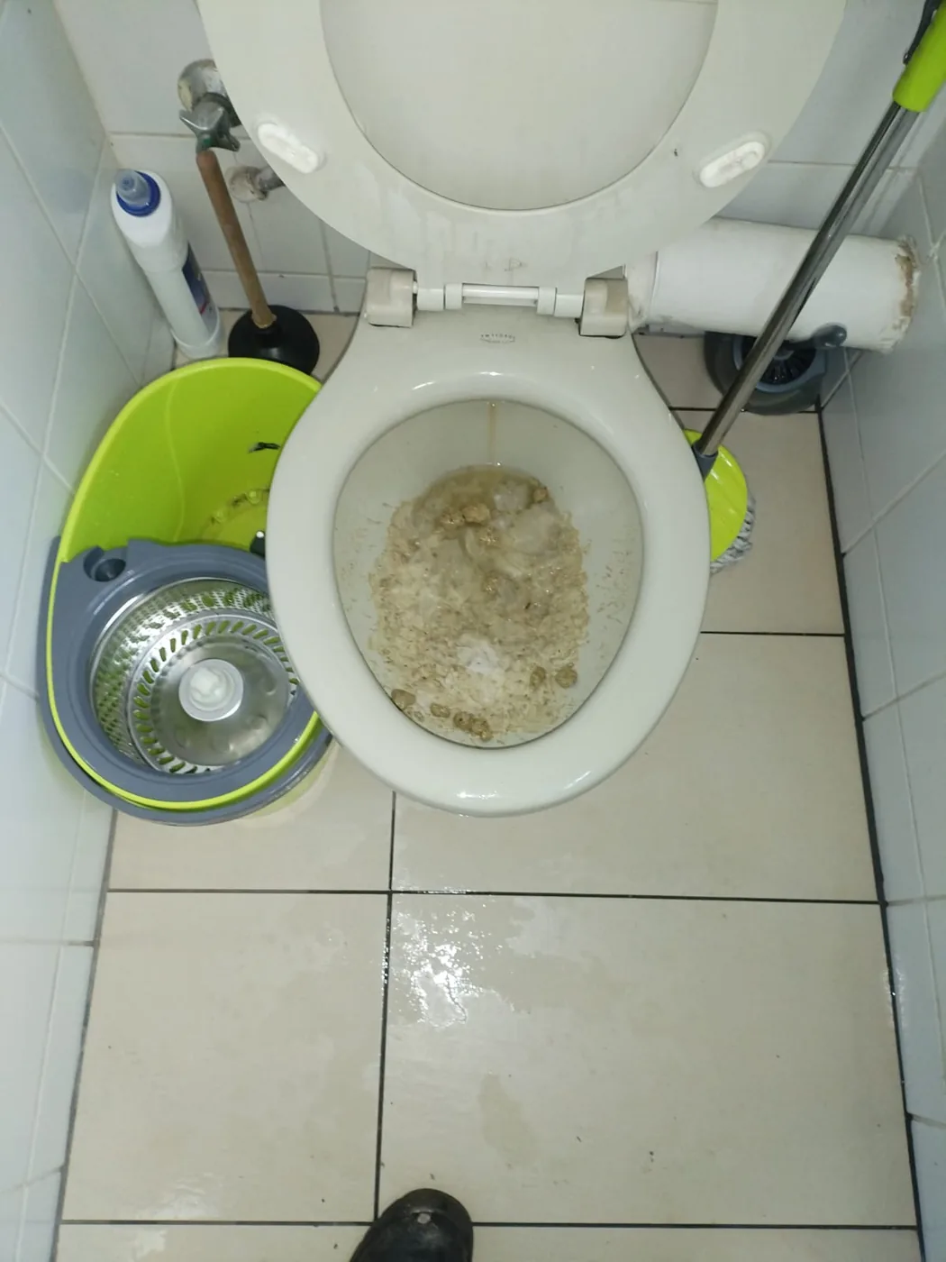 Northcliff blocked toilet cleared after slow draining warning signs