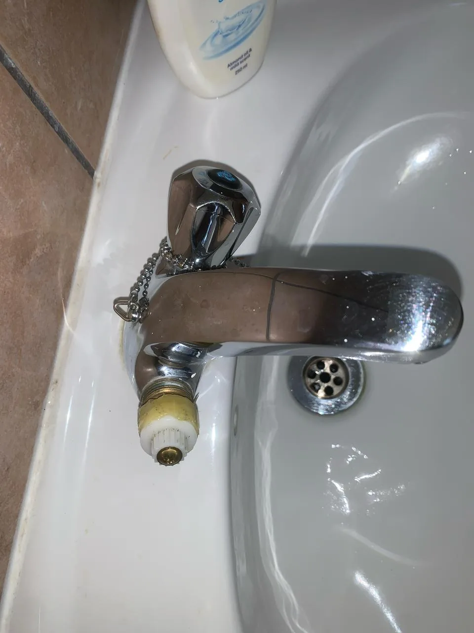 Randpark Ridge basin mixer serviced neatly to extend the tap lifespan